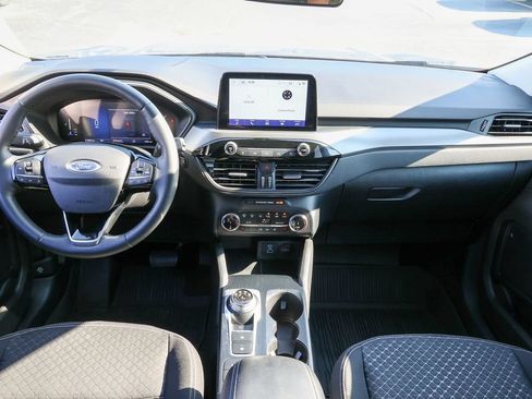 Certified 2023 Ford Escape Active w/ Cold Weather Package FWD image 6