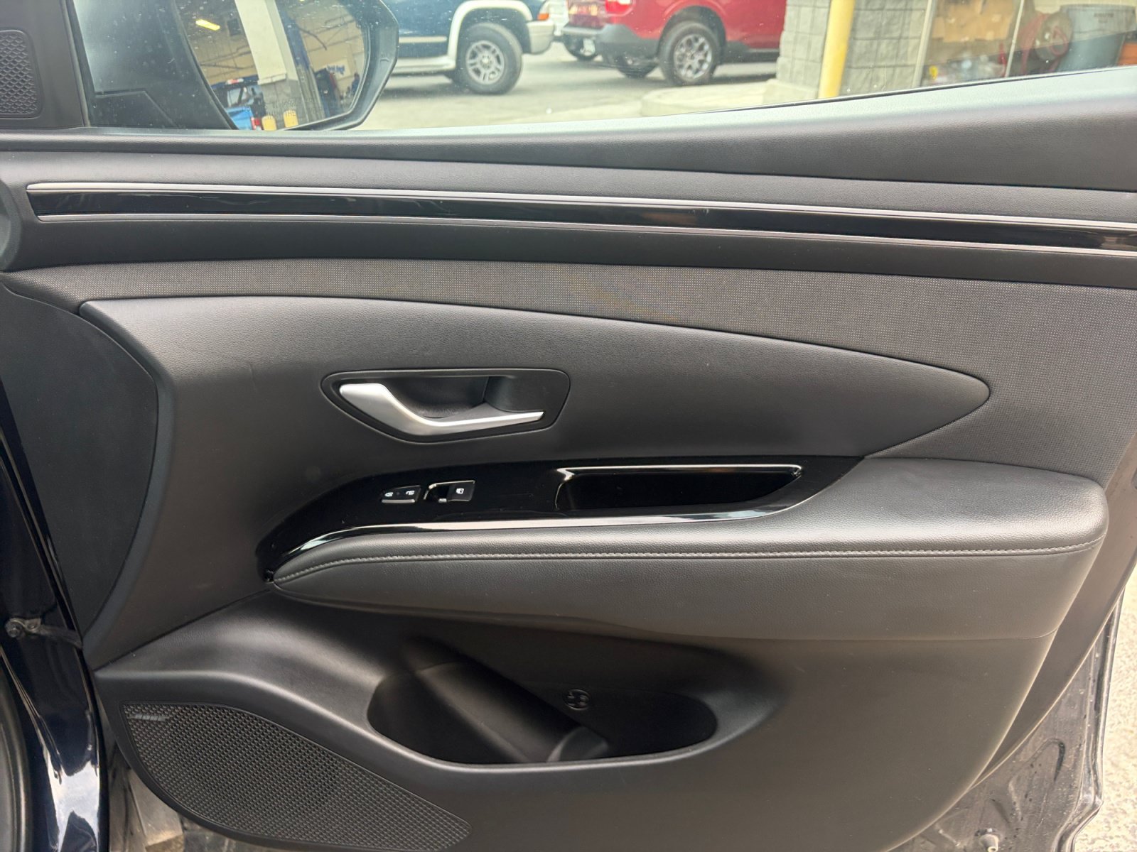 Used 2023 Hyundai Tucson Limited AWD/4WD image 29