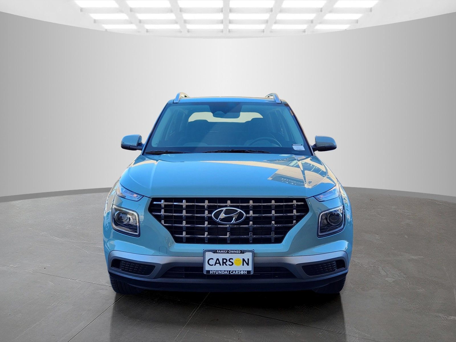 Used 2026 Hyundai Venue SEL FWD image 2