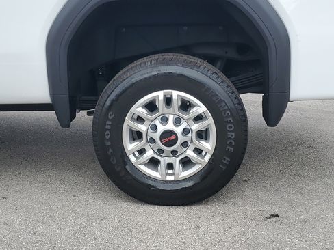 Used 2024 GMC Sierra 2500 SLE w/ SLE Convenience Package image 23