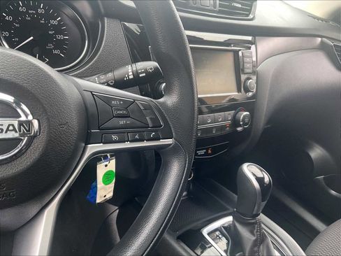 Used 2020 Nissan Rogue Sport S w/ Appearance Package image 24