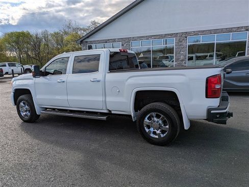 Used 2019 GMC Sierra 3500 Denali AWD/4WD image 4