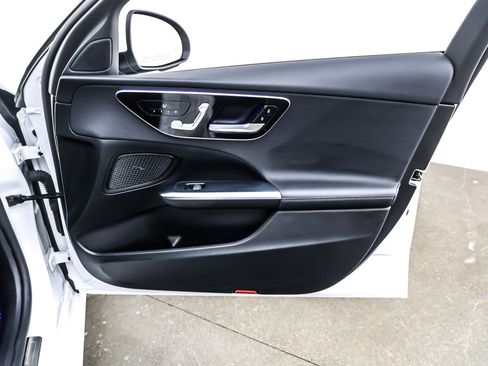 Used 2023 Mercedes-Benz C 300 Sedan image 24
