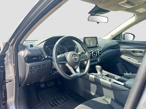 Used 2024 Nissan Sentra SV FWD image 30