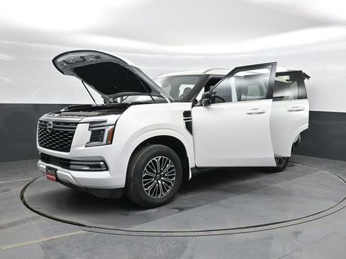 New 2025 Nissan Armada SL w/ Captain's Chari Seat Package image 68