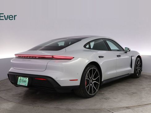 Used 2023 Porsche Taycan 4S w/ Premium Package AWD/4WD image 3
