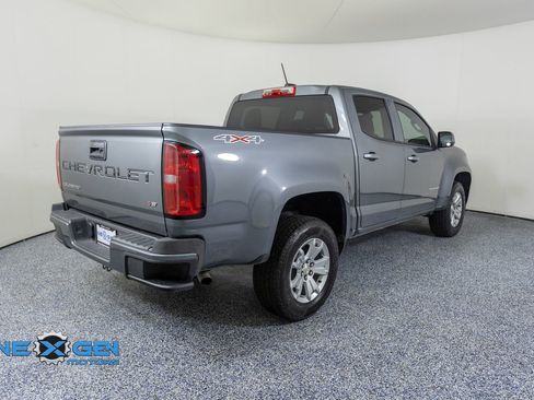 Used 2022 Chevrolet Colorado LT AWD/4WD image 7