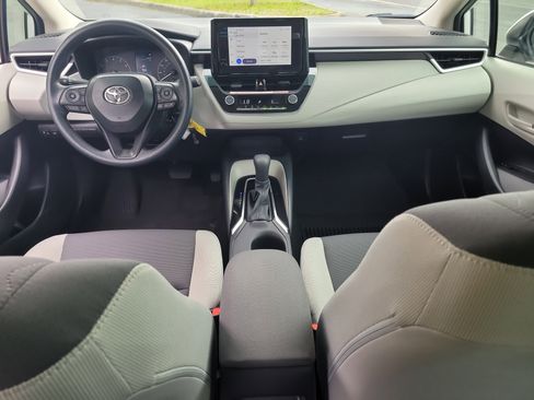 Certified 2025 Toyota Corolla LE image 14