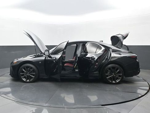 Used 2025 Lexus IS 350 F Sport RWD image 33
