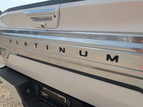 Used 2018 Ford F150 Platinum w/ Equipment Group 701A Luxury AWD/4WD image 34