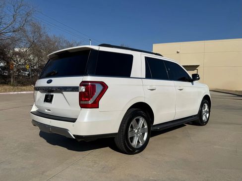 Used 2019 Ford Expedition XLT w/ Equipment Group 201A image 5