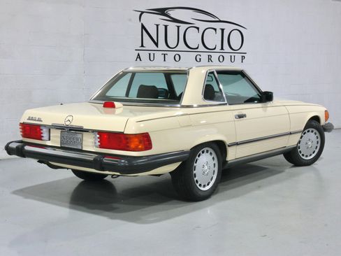Used 1987 Mercedes-Benz 560 SL image 9