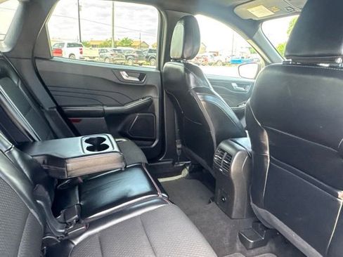 Used 2025 Ford Escape ST-Line AWD/4WD image 17