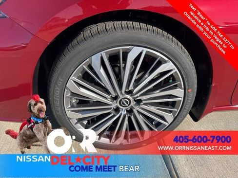 New 2025 Nissan Altima 2.5 SL image 9