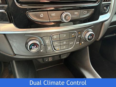 Used 2021 Chevrolet Traverse RS w/ LPO, Floor Liner Package FWD image 25