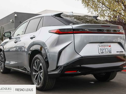 Certified 2025 Lexus RZ 450e image 4