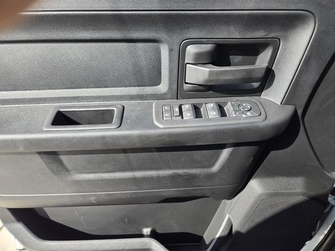 New 2026 RAM 2500 Tradesman AWD/4WD image 17