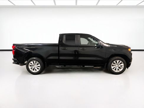 Used 2022 Chevrolet Silverado 1500 Custom image 23