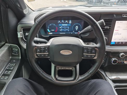 Used 2024 Ford F250 Platinum w/ Tremor Off-Road Package image 35