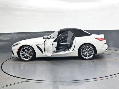 Used 2022 BMW Z4 sDrive30i image 34