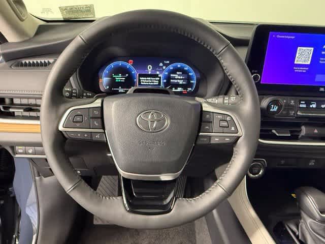 Used 2026 Toyota Grand Highlander AWD image 17