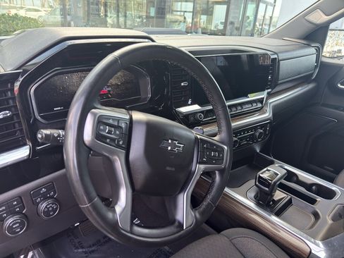 Used 2023 Chevrolet Silverado 1500 LT Trail Boss w/ Protection Package image 14