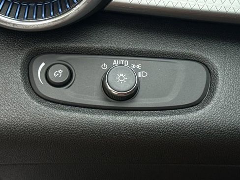 New 2026 Chevrolet Trax LT FWD image 23