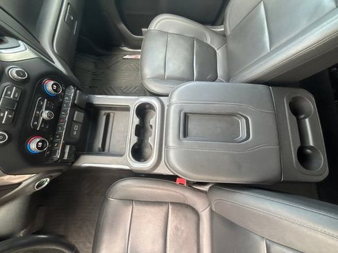 Used 2021 Chevrolet Silverado 1500 LTZ AWD/4WD image 15