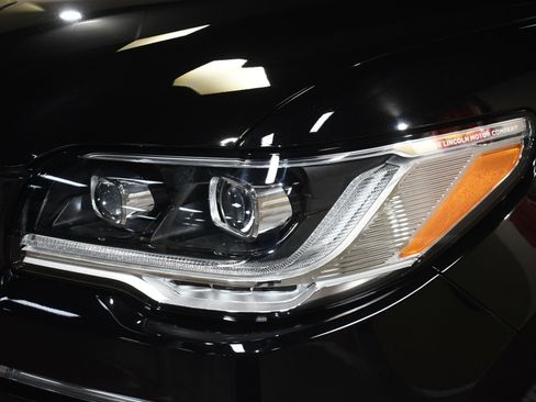 Used 2023 Lincoln Navigator Reserve image 57