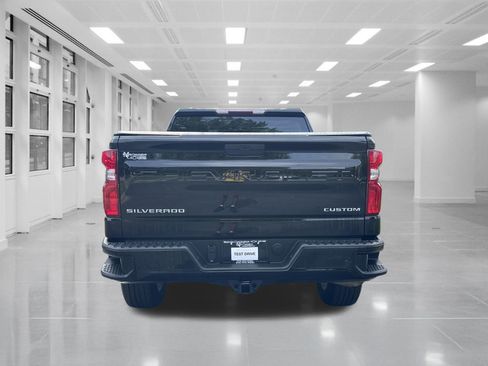Certified 2022 Chevrolet Silverado 1500 Custom w/ Safety Confidence Package AWD/4WD image 6