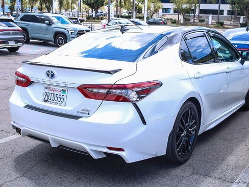 Used 2022 Toyota Camry XSE w/ Navigation Upgrade Package FWD image 13