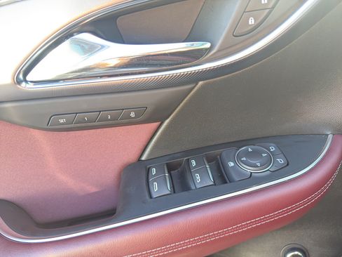 Used 2025 Buick Envision Sport Touring image 24