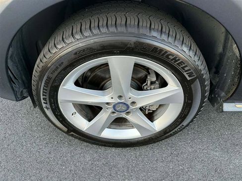 Used 2016 Mercedes-Benz GLE 350 4MATIC w/ Premium Package image 11