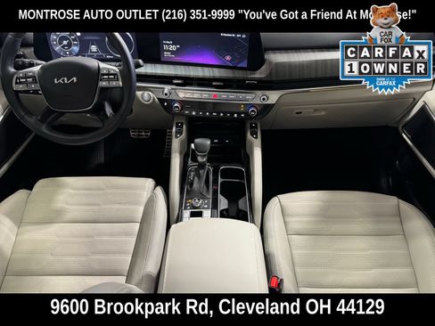 Used 2025 Kia Telluride SX Prestige AWD/4WD image 2