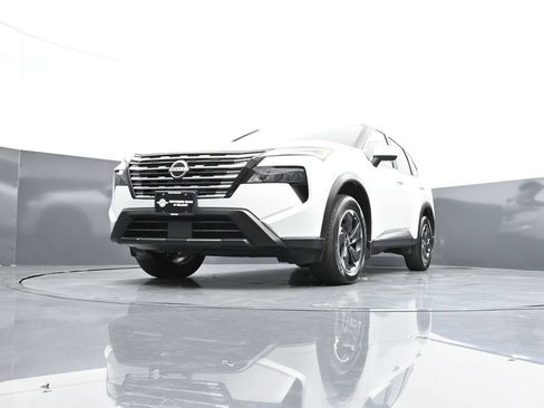 Used 2026 Nissan Rogue SV AWD/4WD image 46