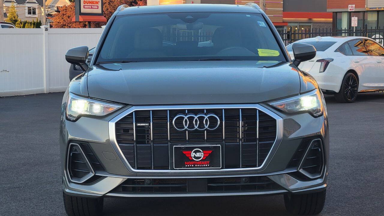 Used 2022 Audi Q3 2.0T Premium AWD/4WD image 3