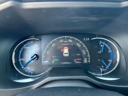 Used 2025 Toyota RAV4 XLE image 14