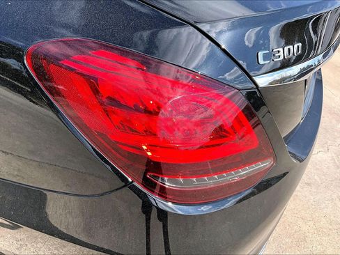 Used 2021 Mercedes-Benz C 300 Sedan image 28