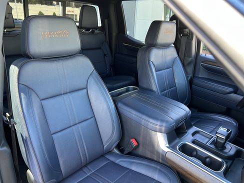 Used 2023 Chevrolet Silverado 1500 High Country w/ High Country Premium Package image 34