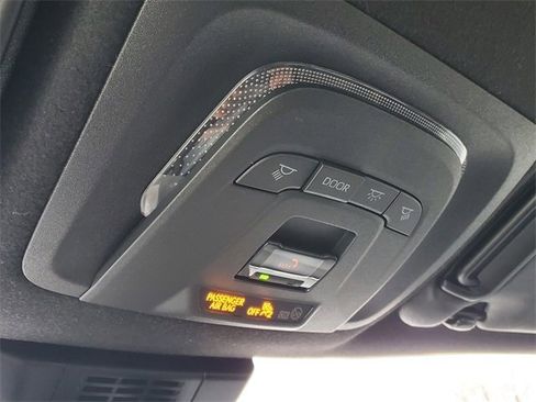 New 2026 Toyota Corolla SE image 32