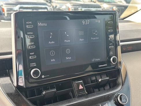 Used 2021 Toyota Corolla LE FWD image 36