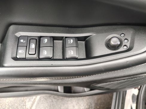 Certified 2024 Jeep Grand Cherokee L Altitude image 21