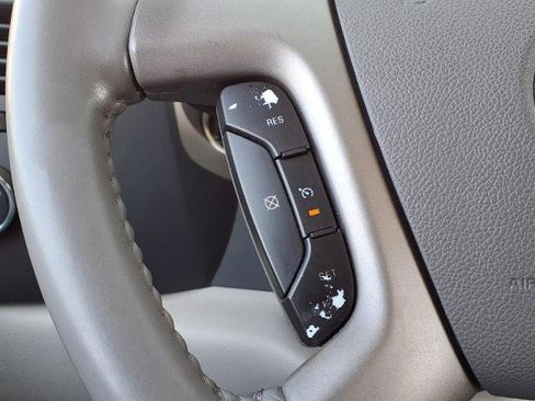 Used 2009 GMC Sierra 1500 SLE w/ Texas Edition image 10