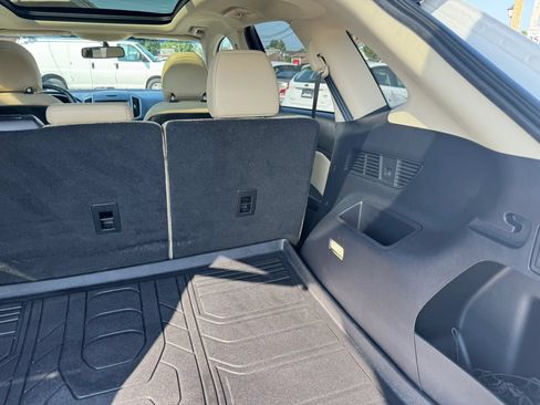 Used 2016 Ford Edge SEL w/ Equipment Group 201A FWD image 30