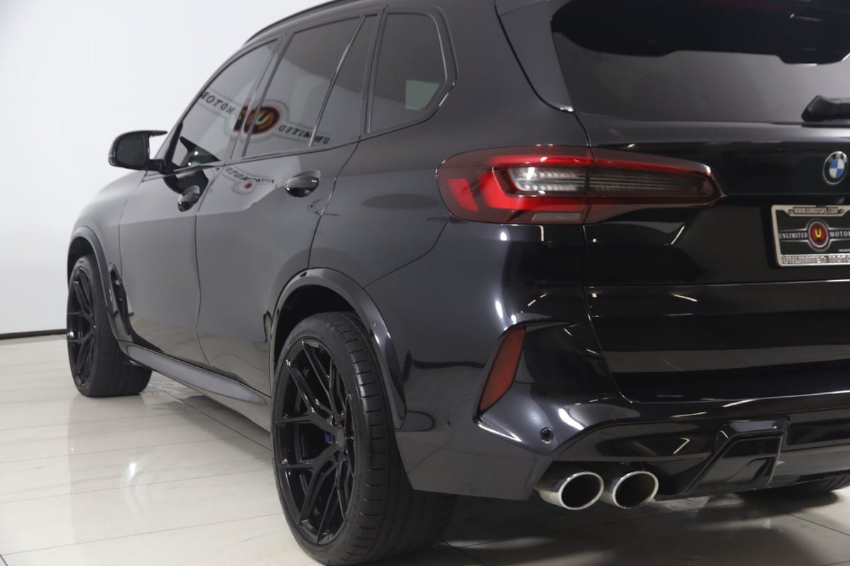 Used 2021 BMW X5 M w/ Executive Package AWD/4WD image 28