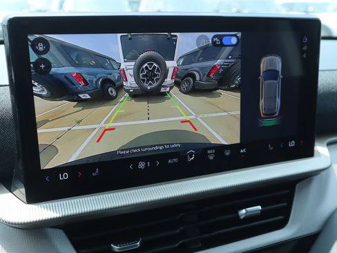 New 2026 Ford Explorer Active RWD image 6