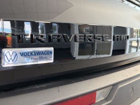 Used 2024 Chevrolet Traverse Z71 w/ LPO, Floor Liner Package AWD/4WD image 35