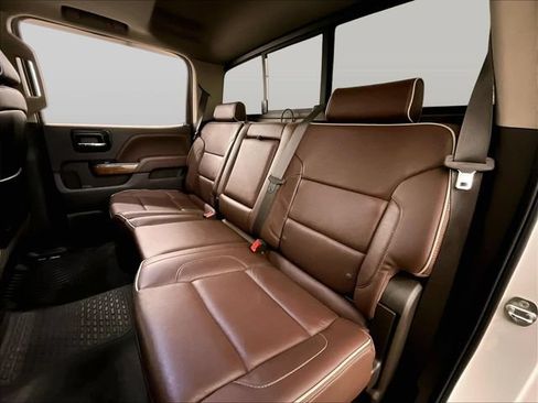 Used 2014 Chevrolet Silverado 1500 High Country w/ High Country Premium Package AWD/4WD image 26