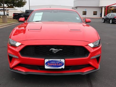 Used 2021 Ford Mustang Coupe image 8