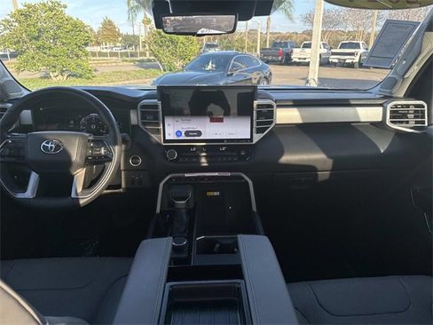 Used 2024 Toyota Tundra Limited image 15